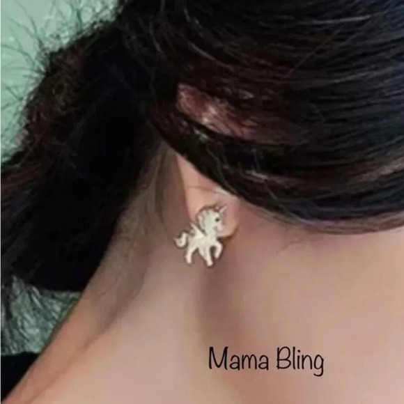 Winged Unicorn Pegasus 18k Gold Plated Crystal Stud Earrings NWT - Picture 2 of 3